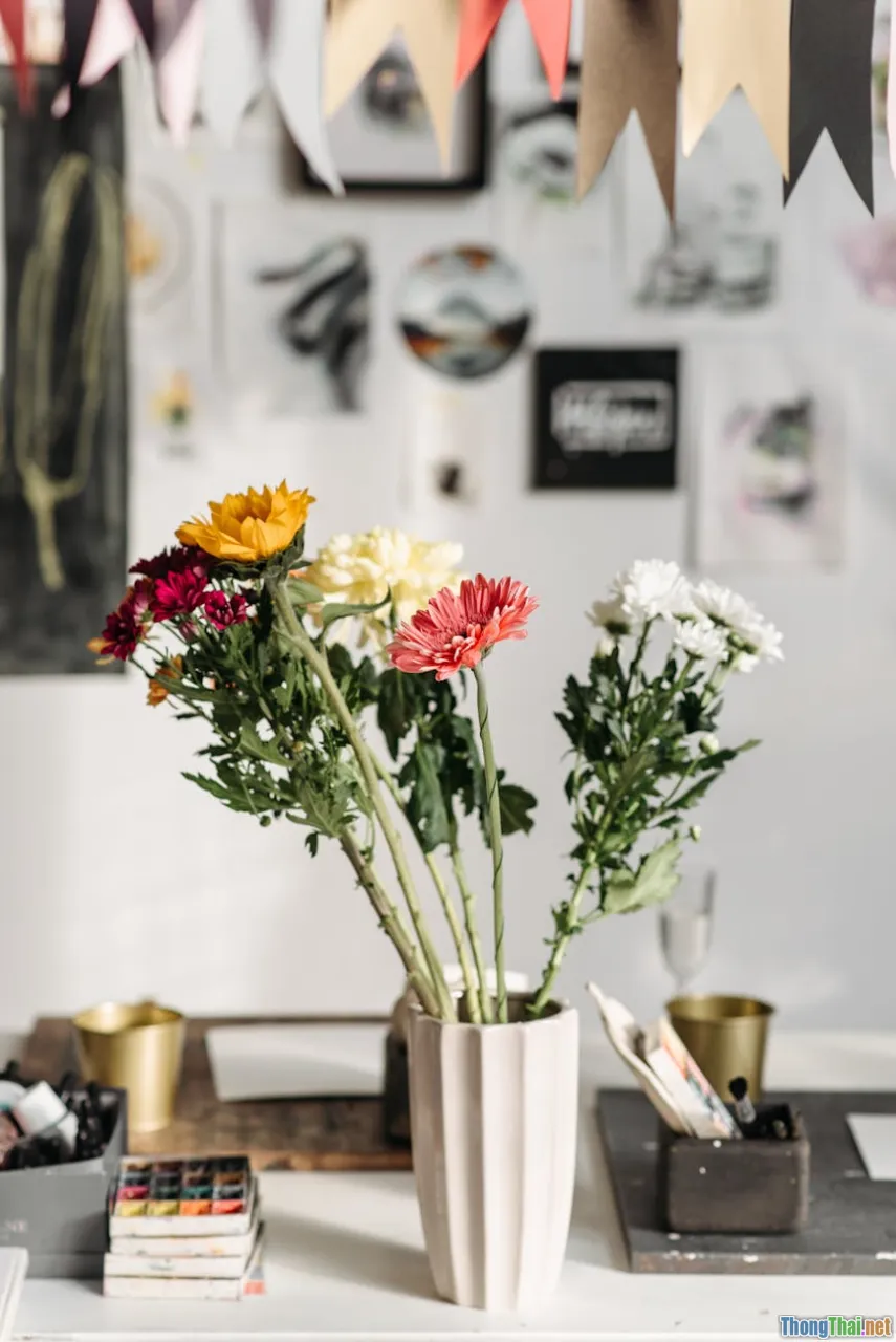 Bí mật giữ bình hoa handmade luôn thơm lâu