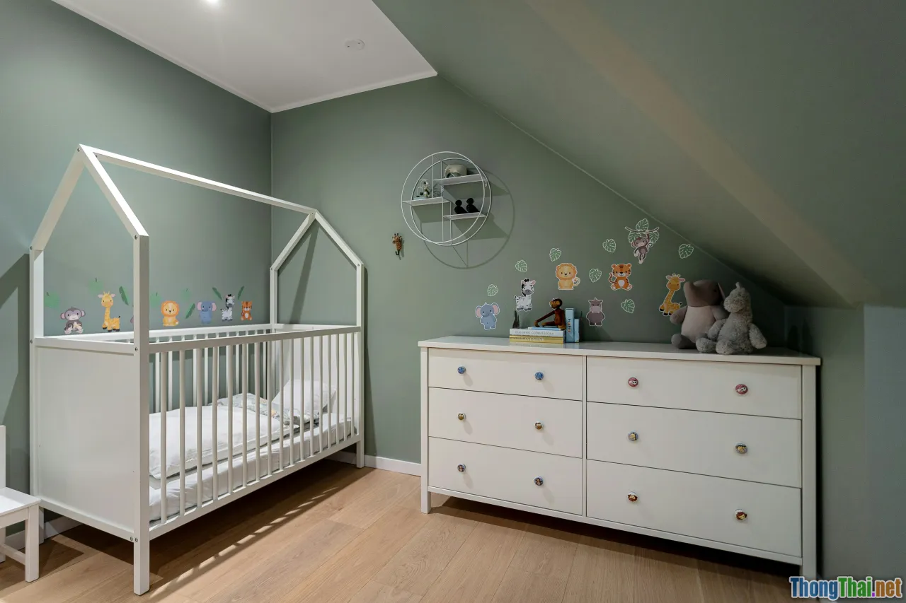 baby safe room, safety childproof nursery