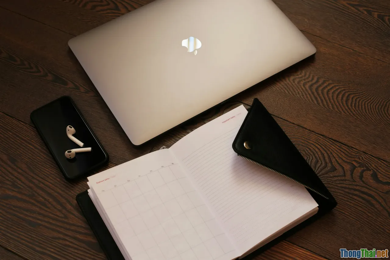 beginner, laptop, notebook, code