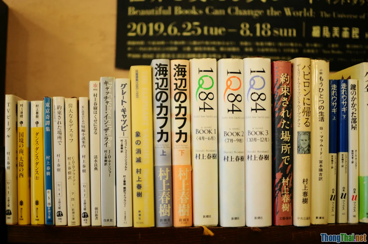 bookshelf, recommended books, zen garden