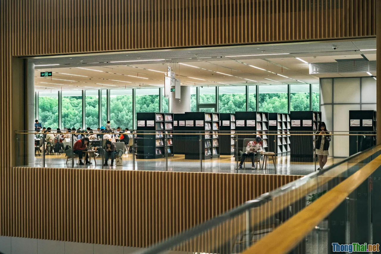 canadian university, diverse students, library