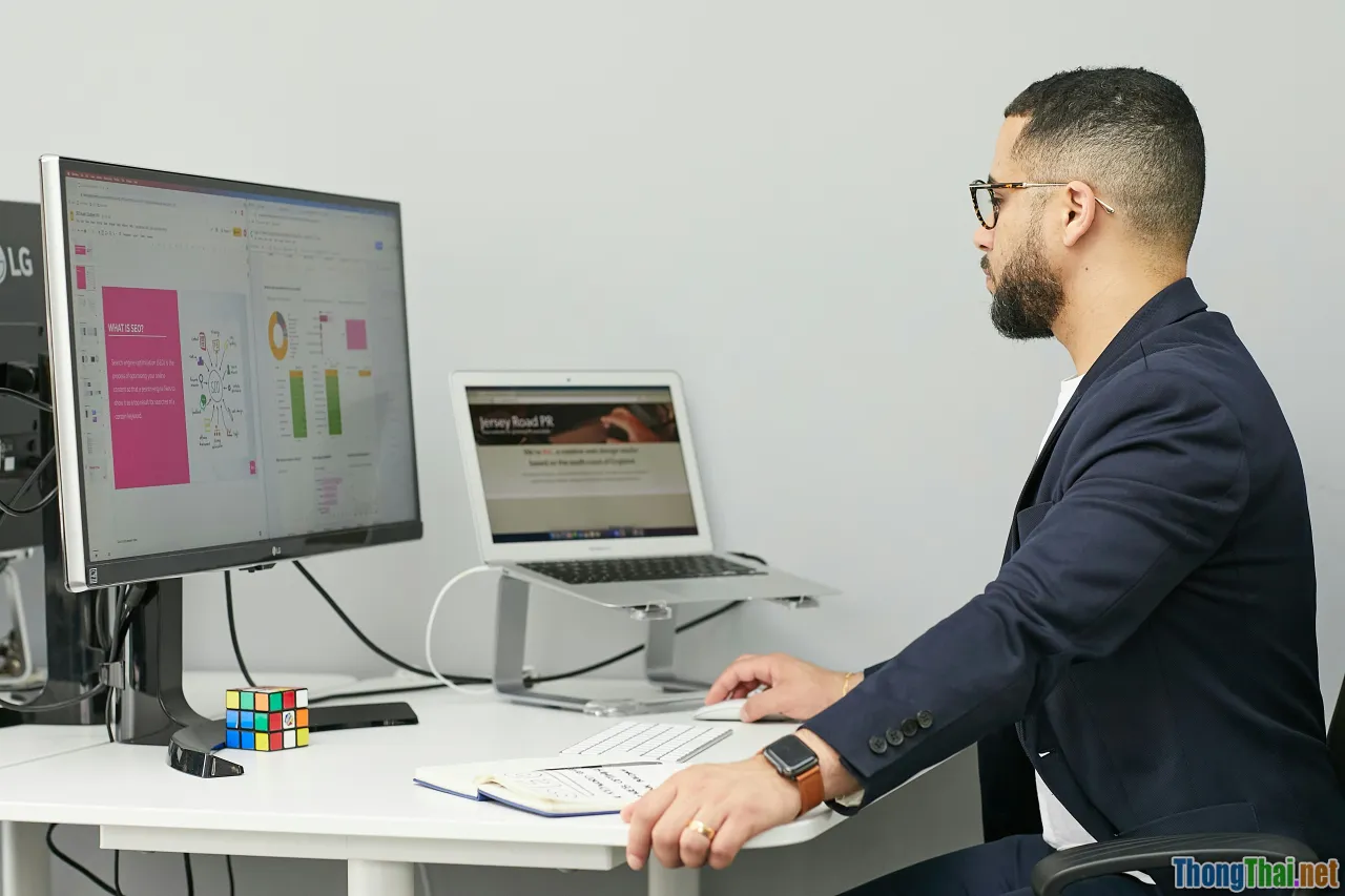 computer, data analysis, portfolio