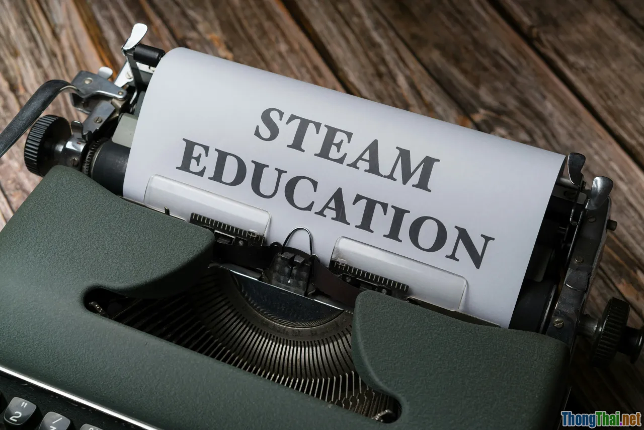 cost saving, educational technology, cloud implementation