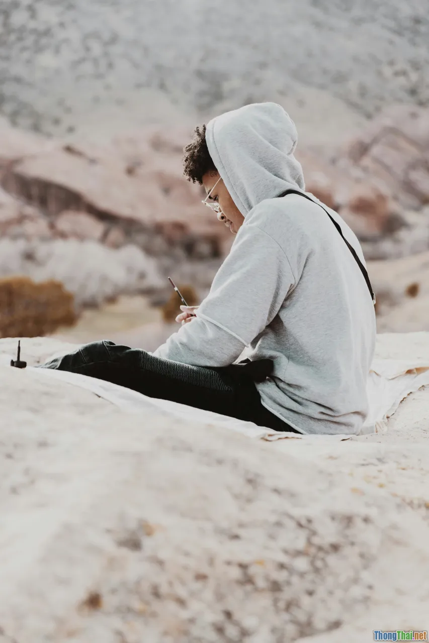 critical thinking, horoscope study