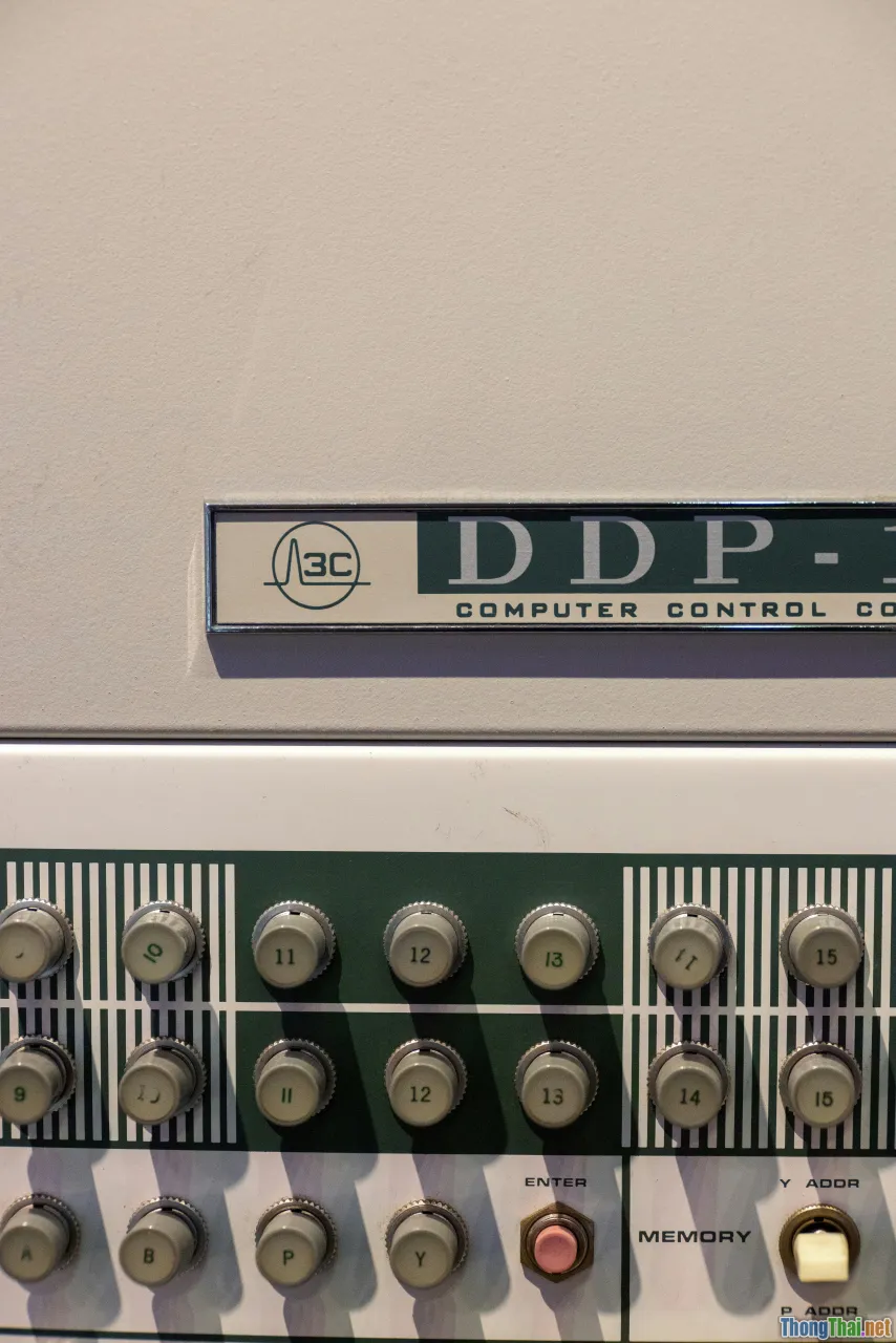 DDR5 module, bandwidth, latency, PMIC