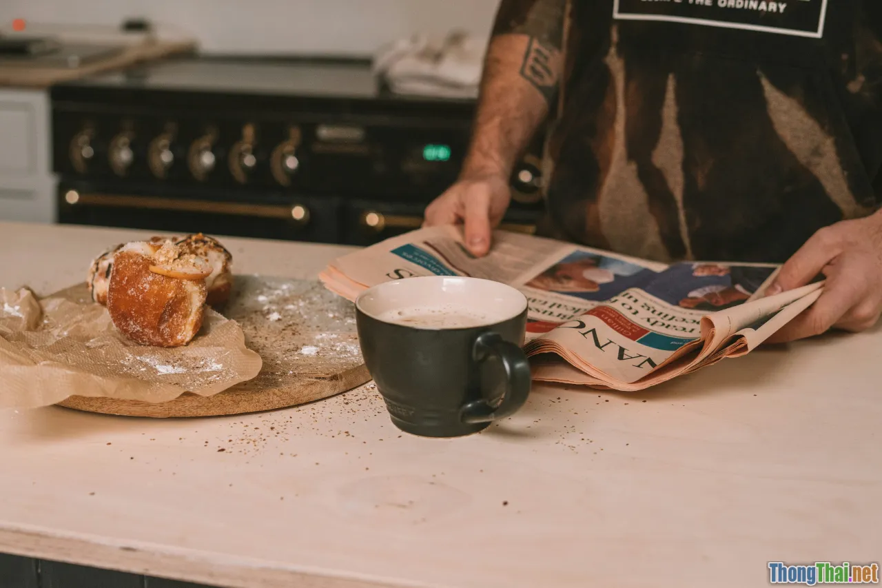 diy kitchen, bake on paint, oven, mug