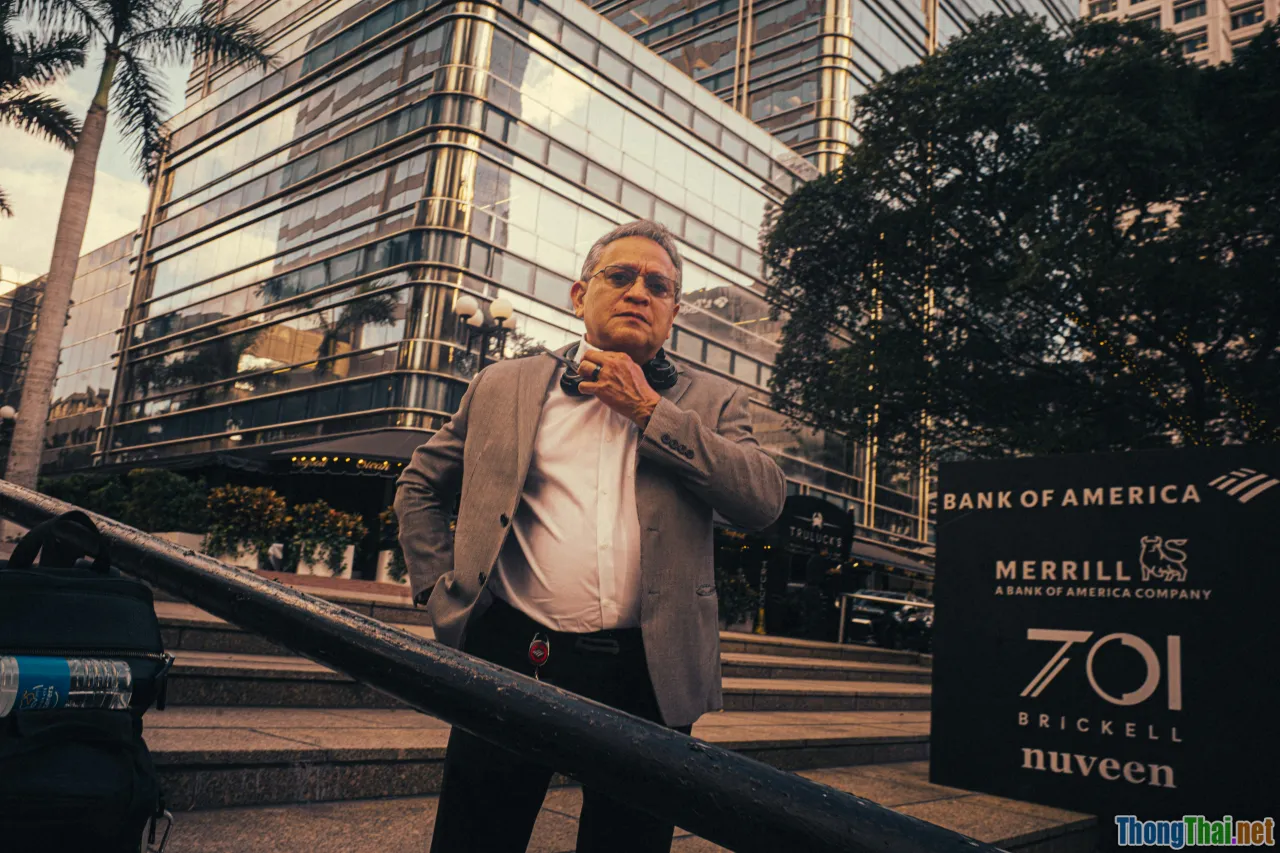 documentary, business men, corruption, financial investigation