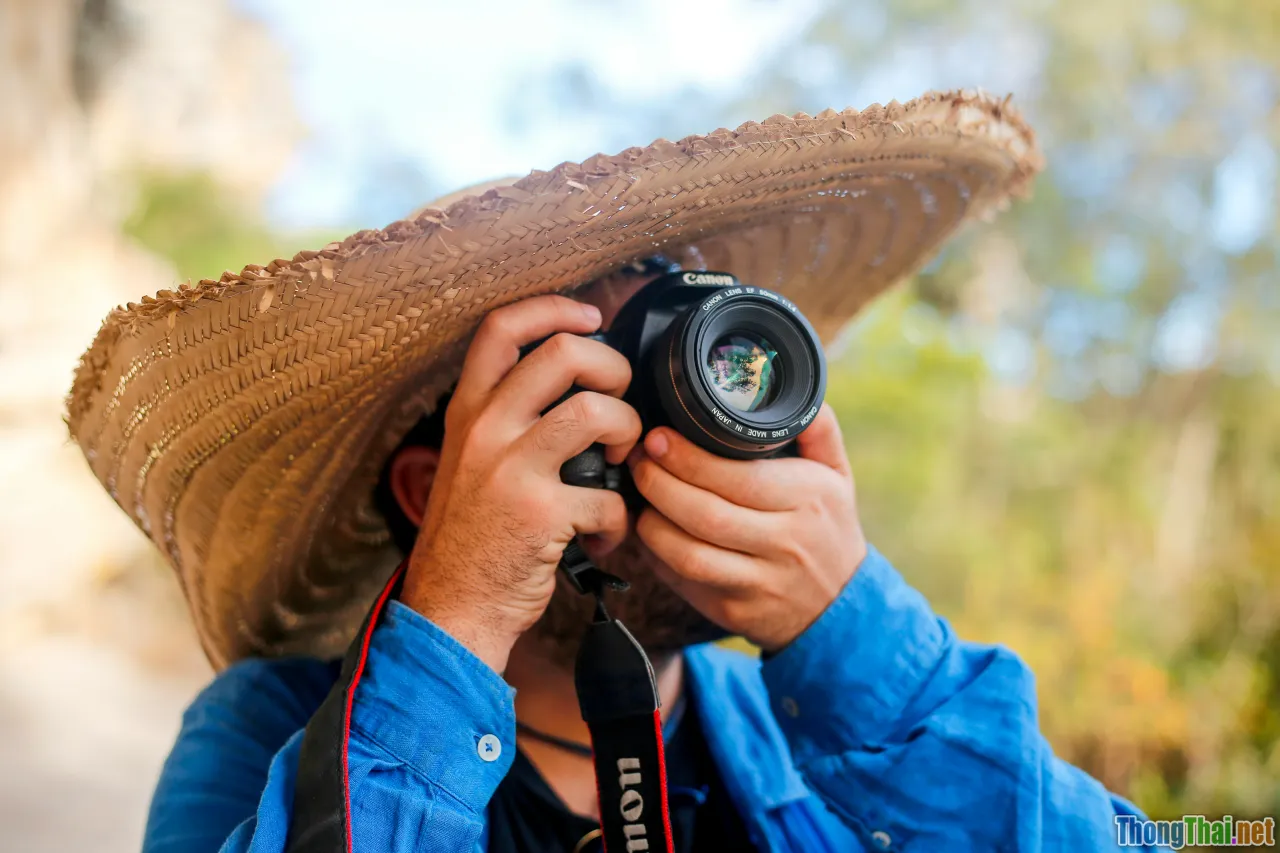 ethical tourism, photography, sanctuary rules, awareness