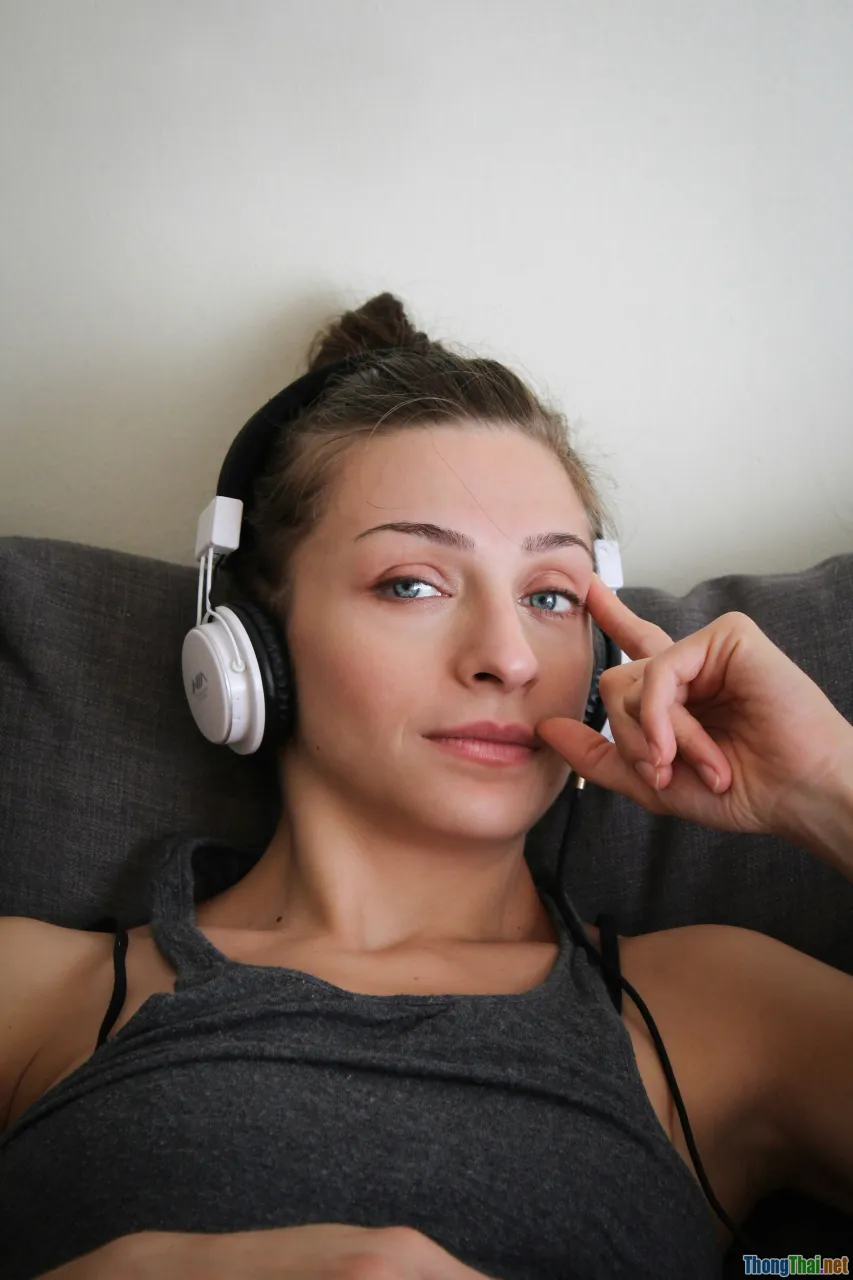 headphones, playlist, home setup, relaxation