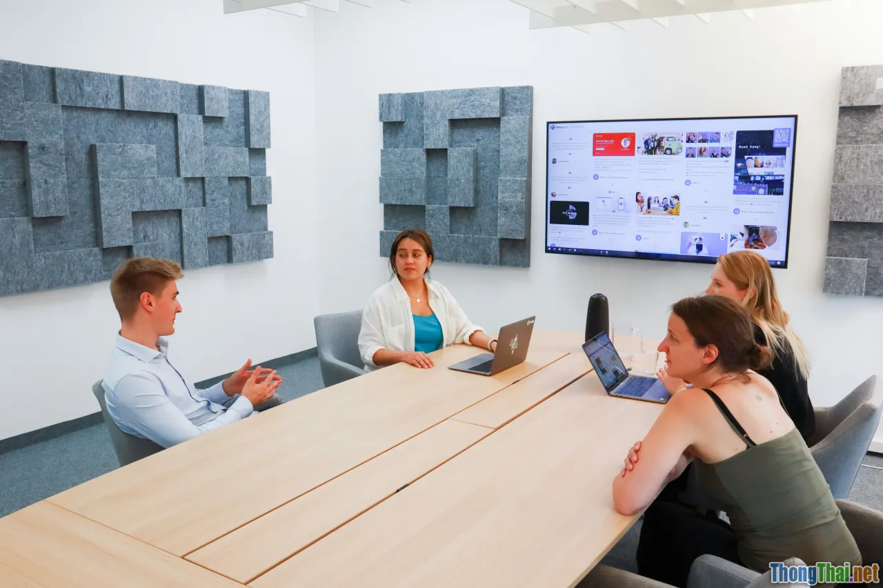 hierarchy office, formal communication, respectful language