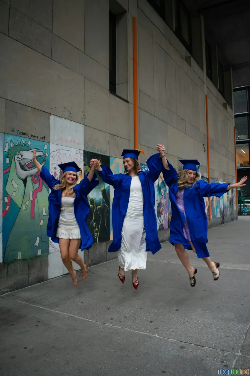 immigration, graduation, happy students