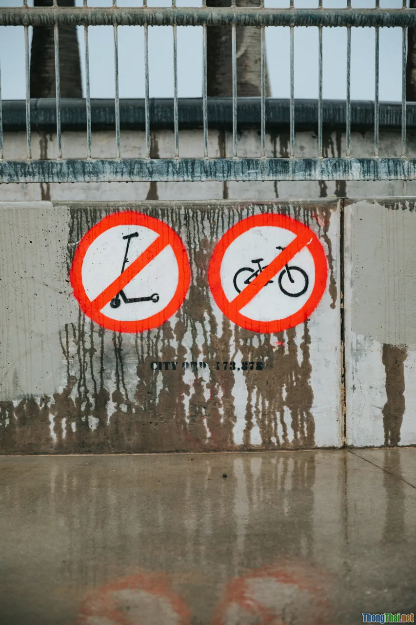 instruction steps, cleaning tips, safety notice