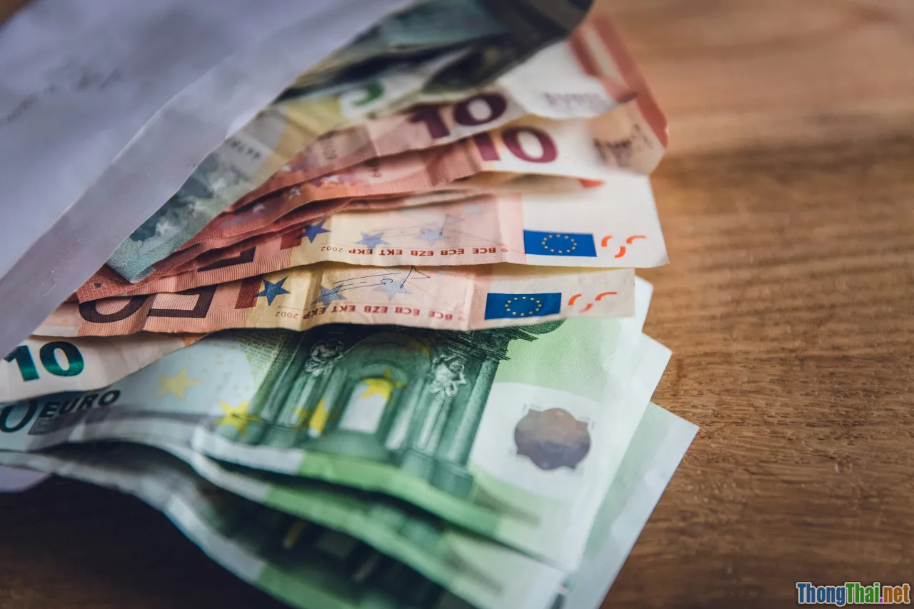 negotiation, financial agreement, payment plan