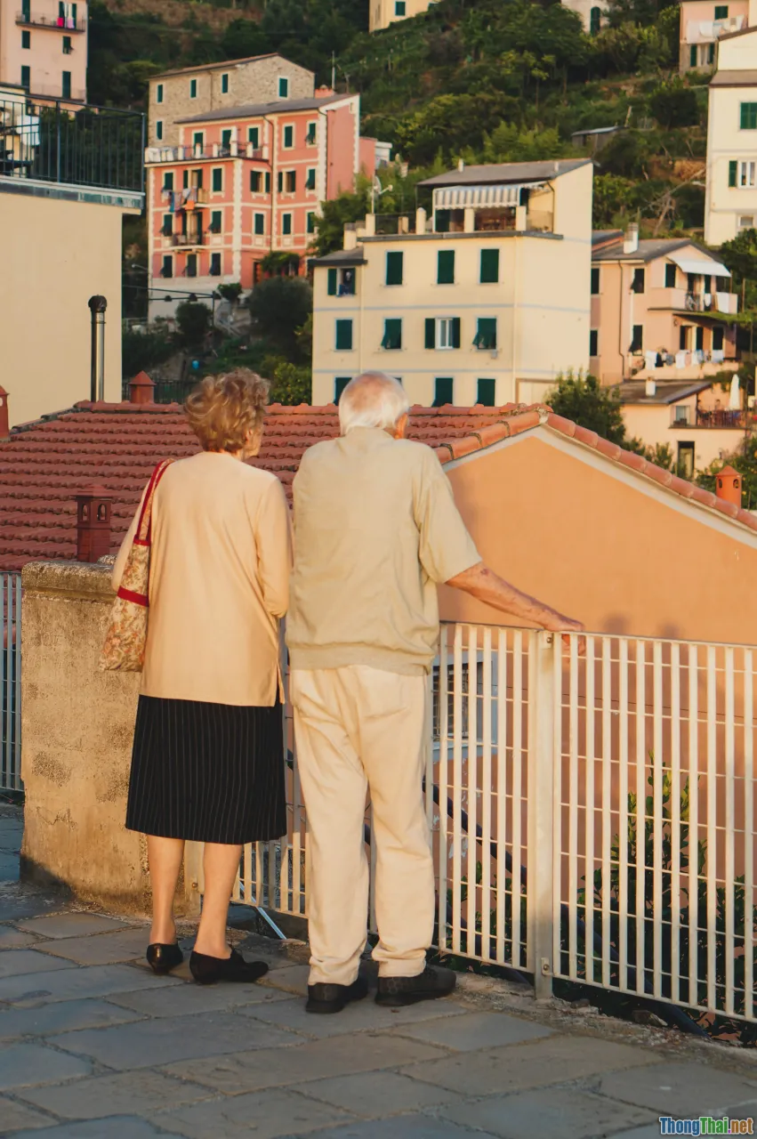 real estate, elderly couples, property growth