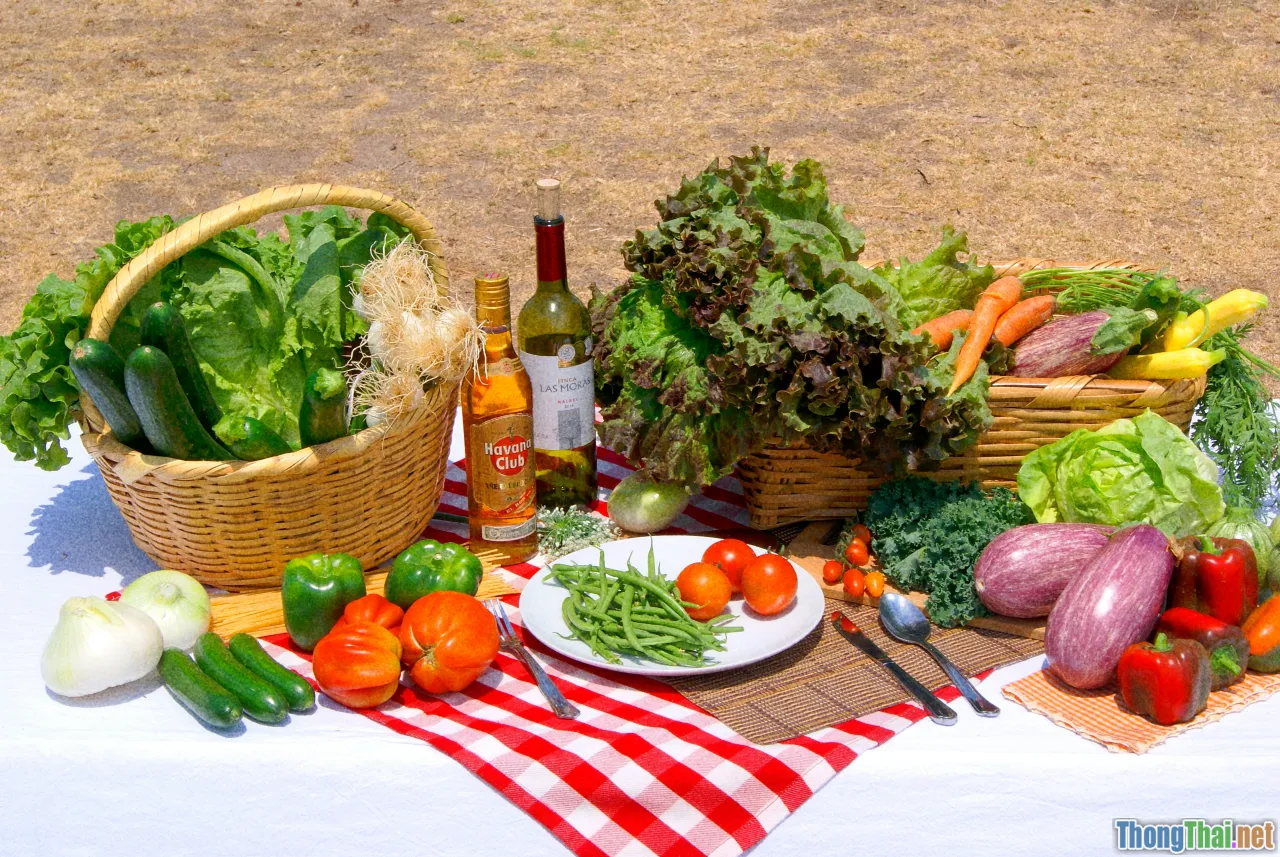 seasonal food, weather cuisine, health food selection