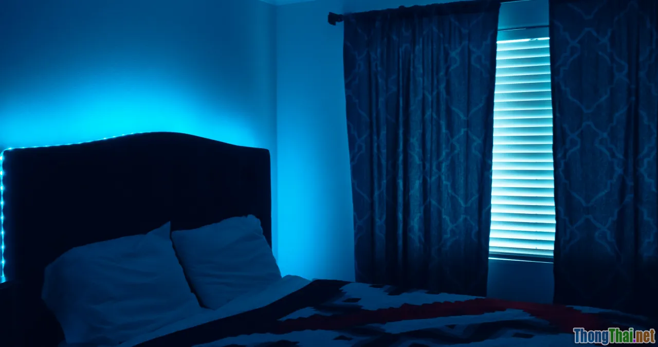 sleep hygiene, dark bedroom, cool room, bedtime routine