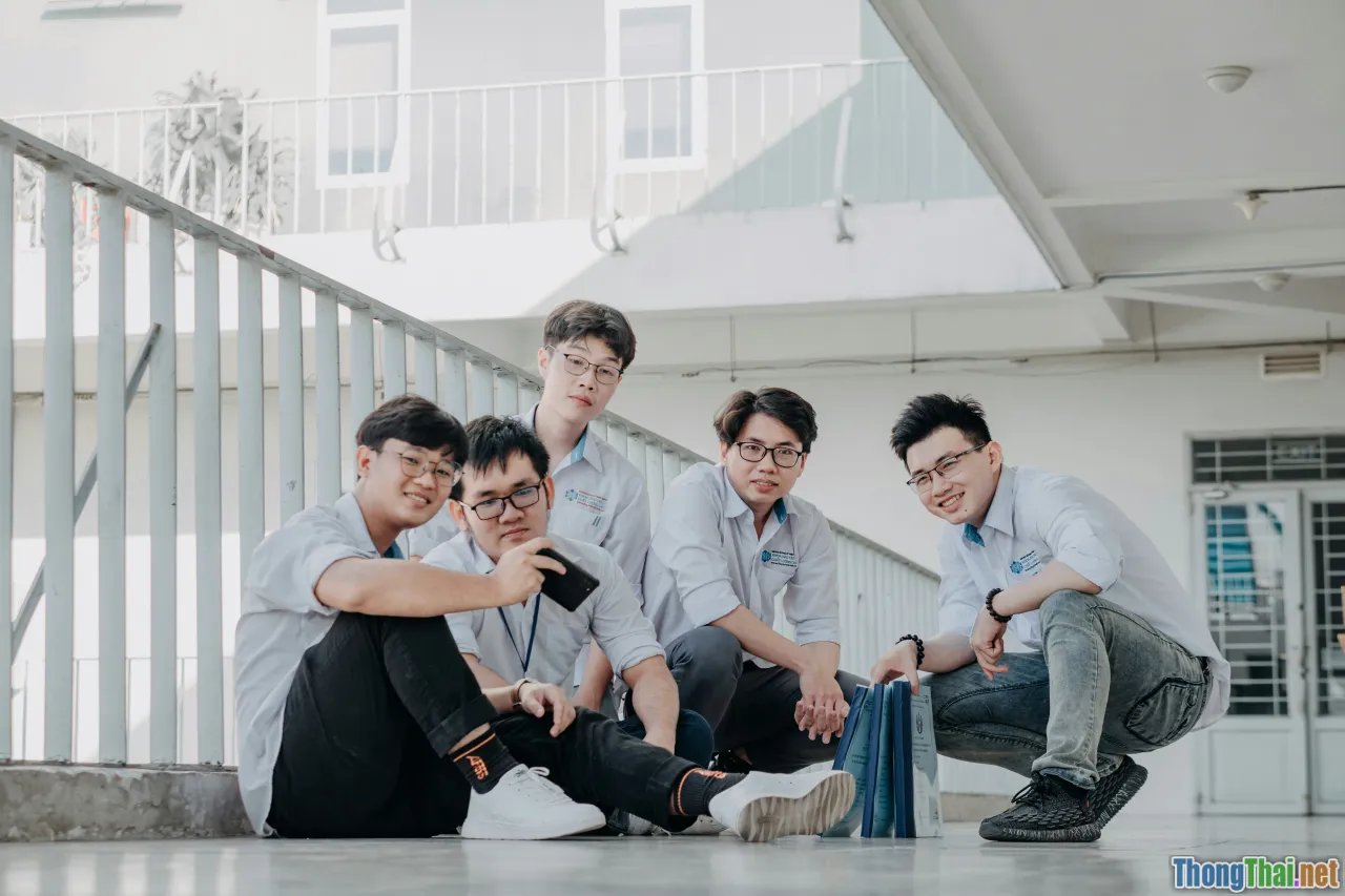 suckseed, thai comedy, high school band, teenage friendship