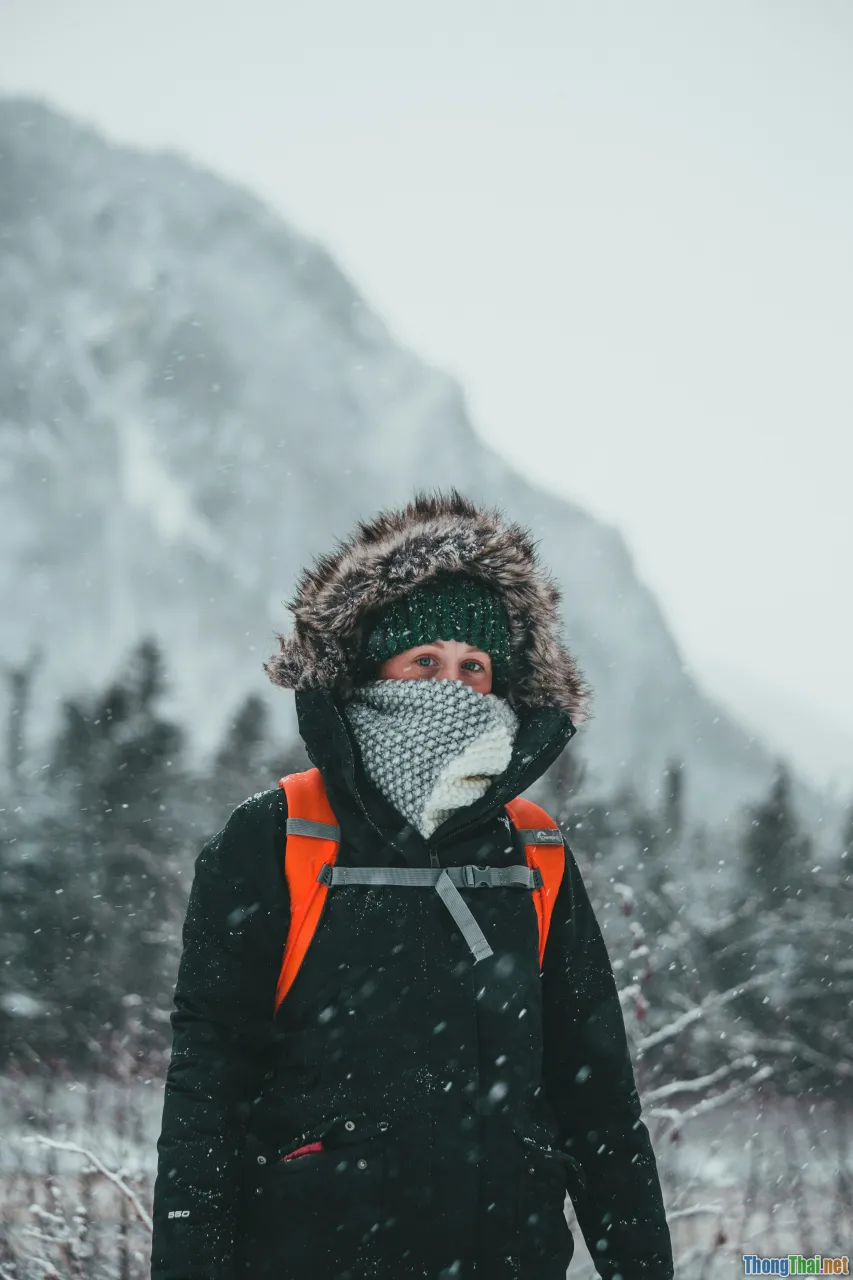 travel checklist, hiking gear, warm clothes