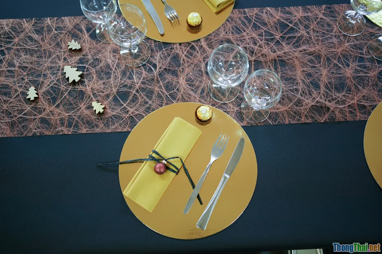 trendy tabletop, boho patterns, pastel dinnerware