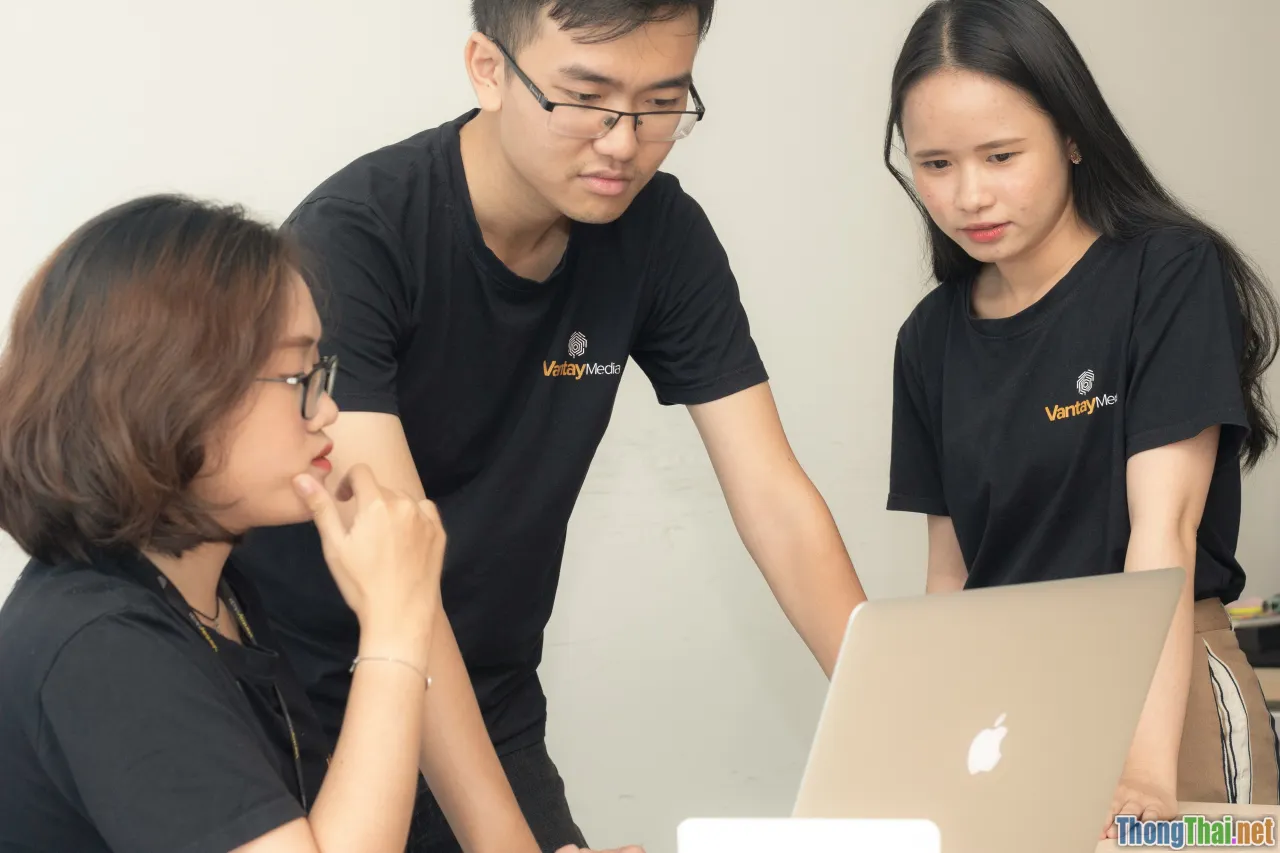 Vietnam tech scene, VueJs, web project