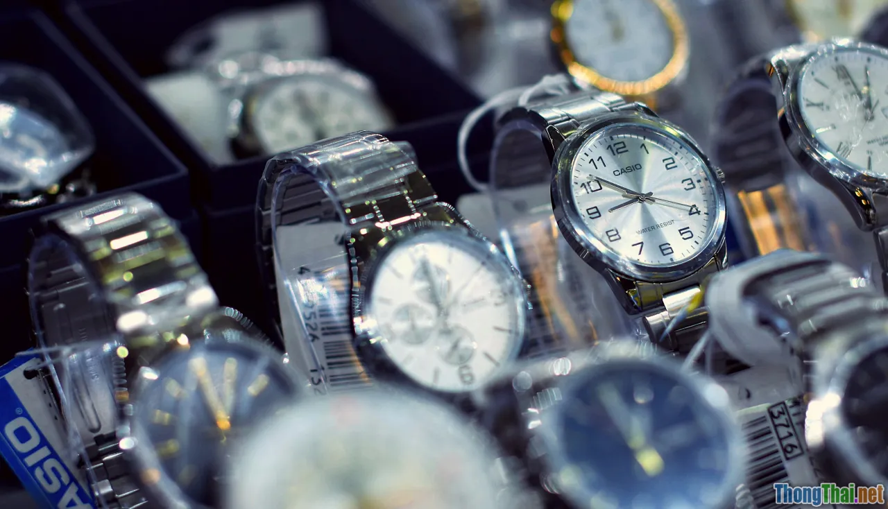 watch collection, investment, auction