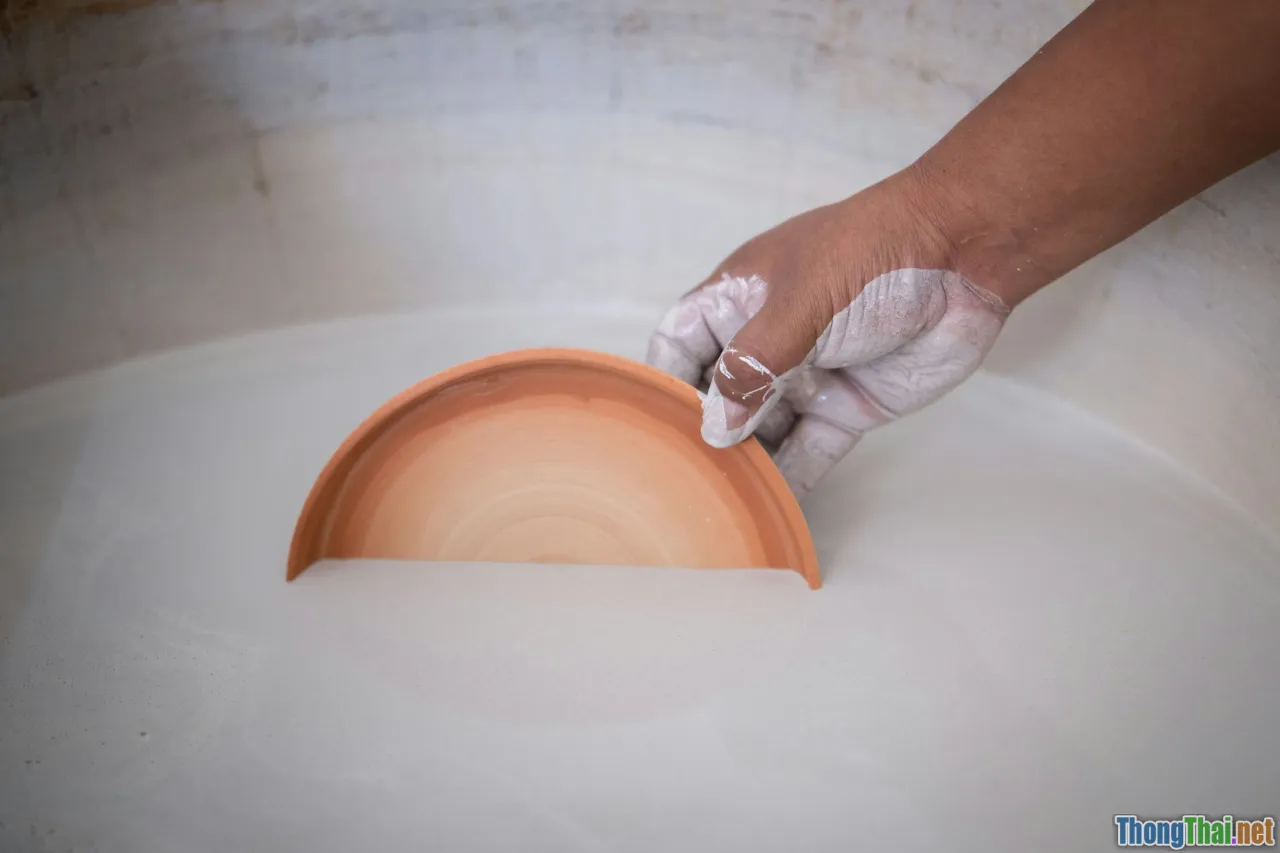 waterproofing, sealing, varnish, durability