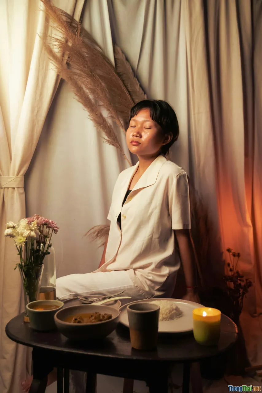 woman relaxing, mindfulness, aromatherapy