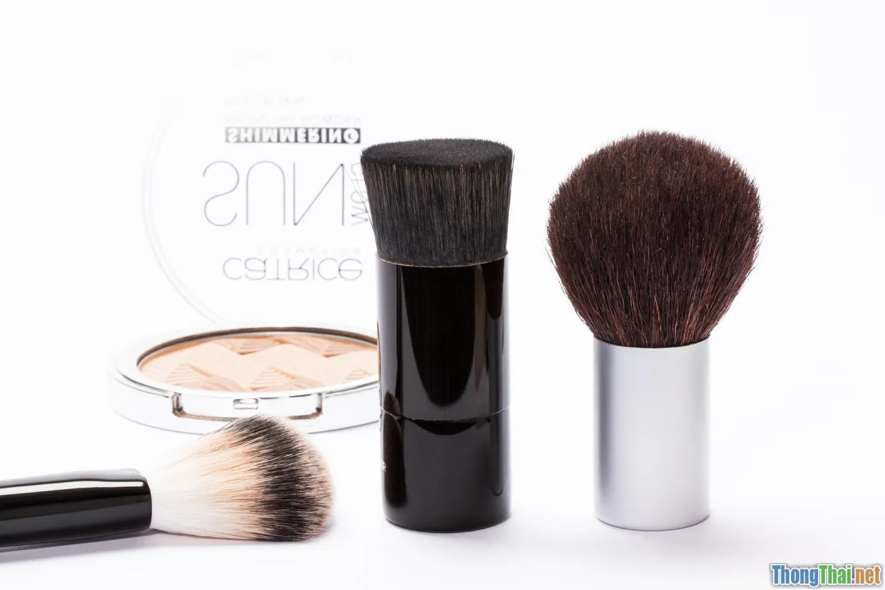 Asian skin, French haircut, hair color