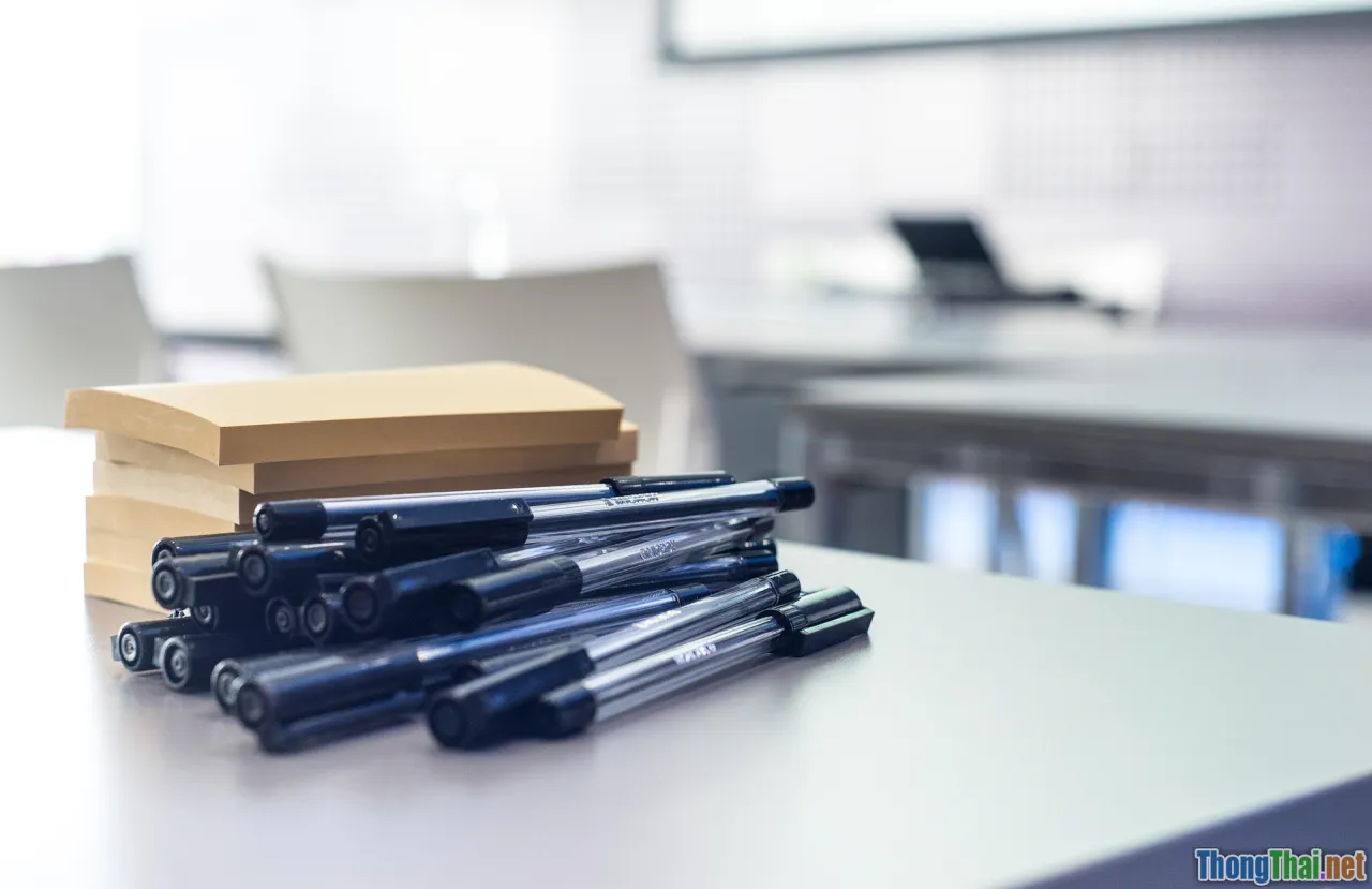 business writing, email, meeting