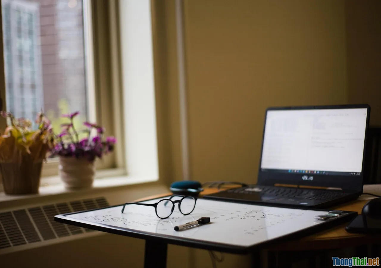 case study, small apartment, balcony sun