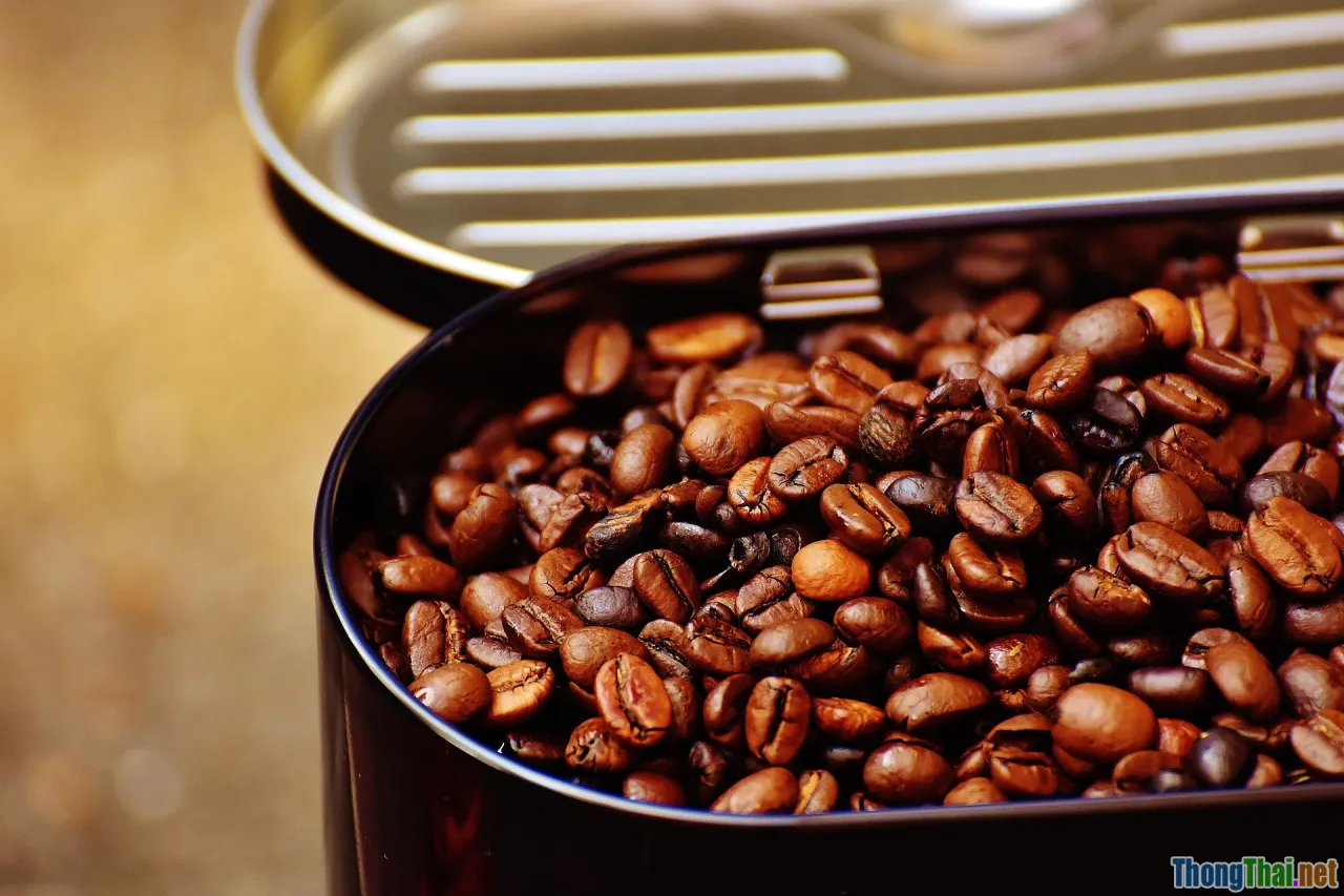 coffee shop conflict, problem solving