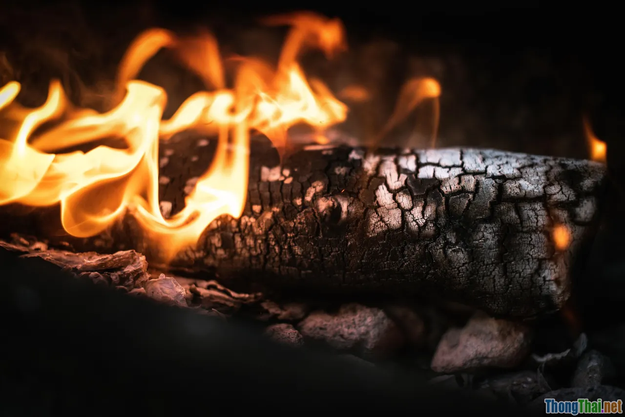 eye burn, chemical eye injury, inhalation burn