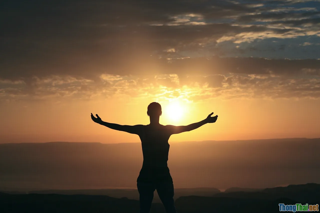 gratitude practice, self reflection, peaceful morning