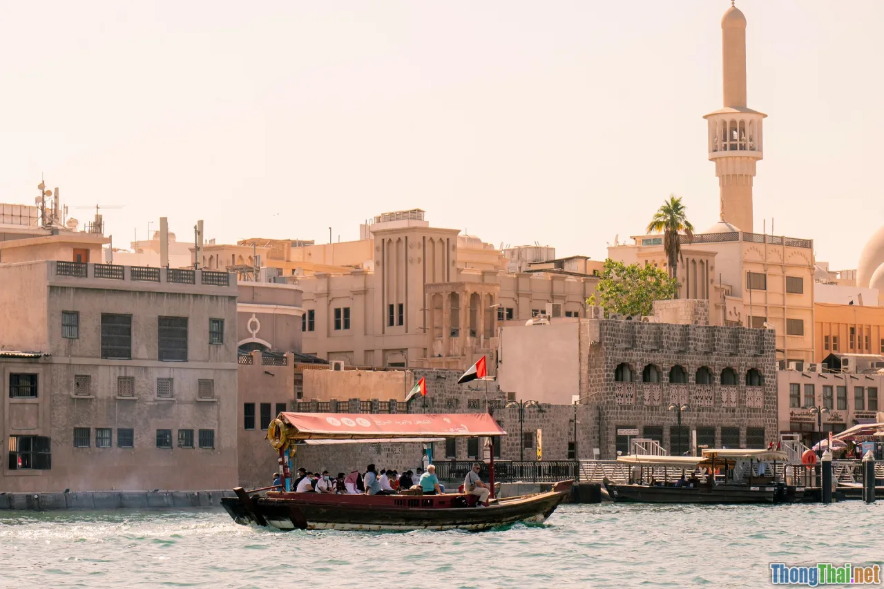 guided tour, booking, group travel, rating