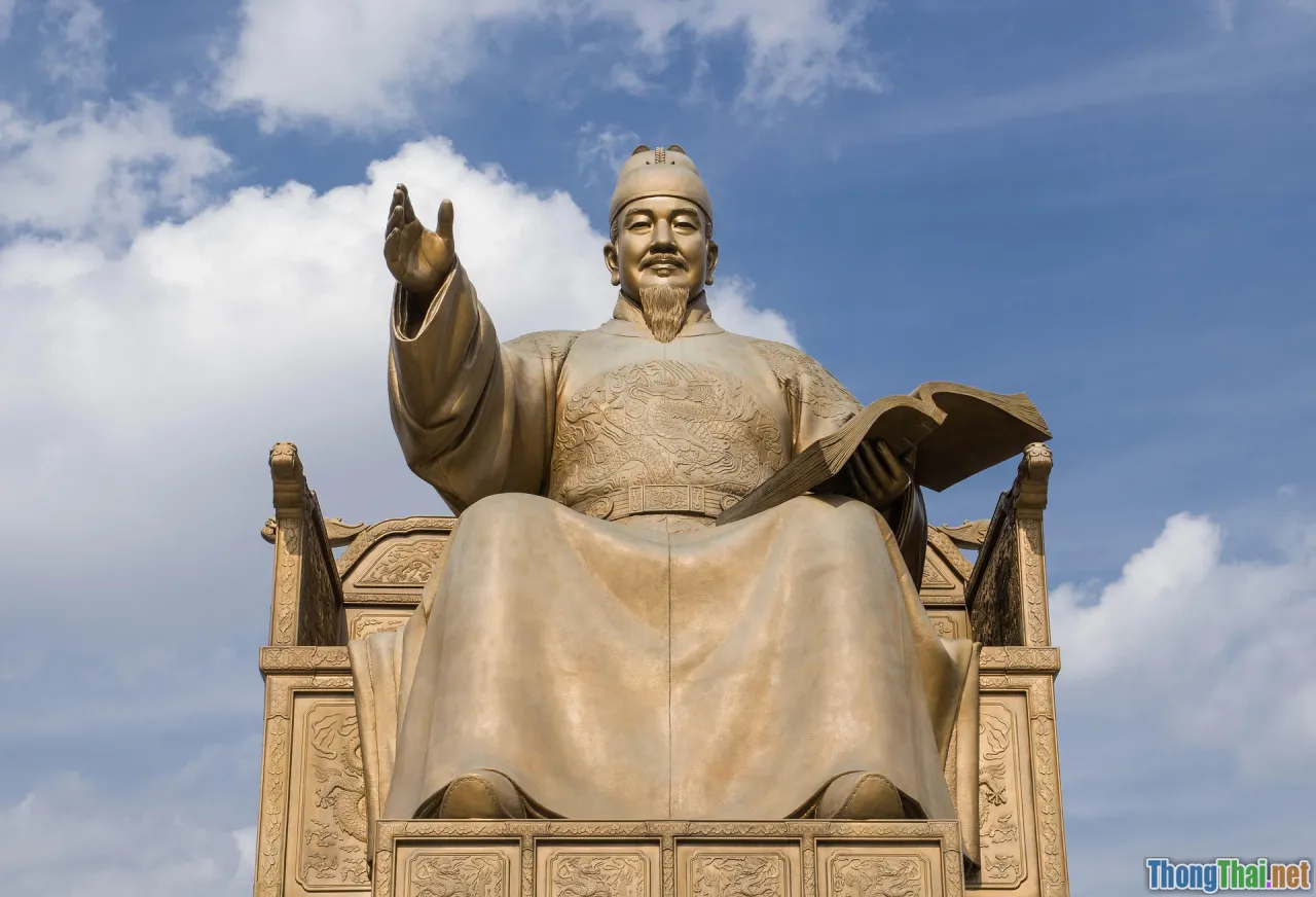 history vs fiction, fictional king korea