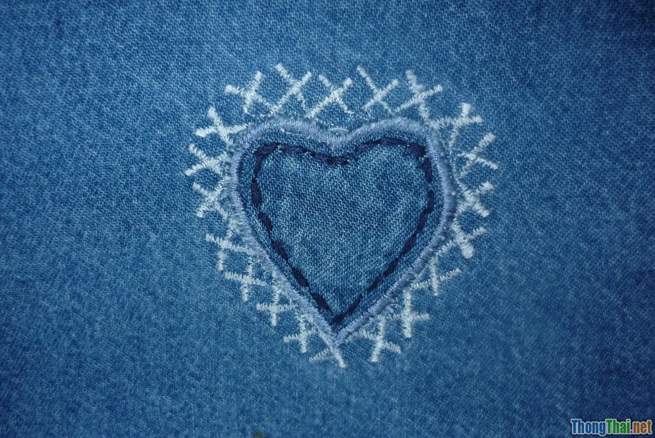 lightweight fabric, summer clothes, breathable texture