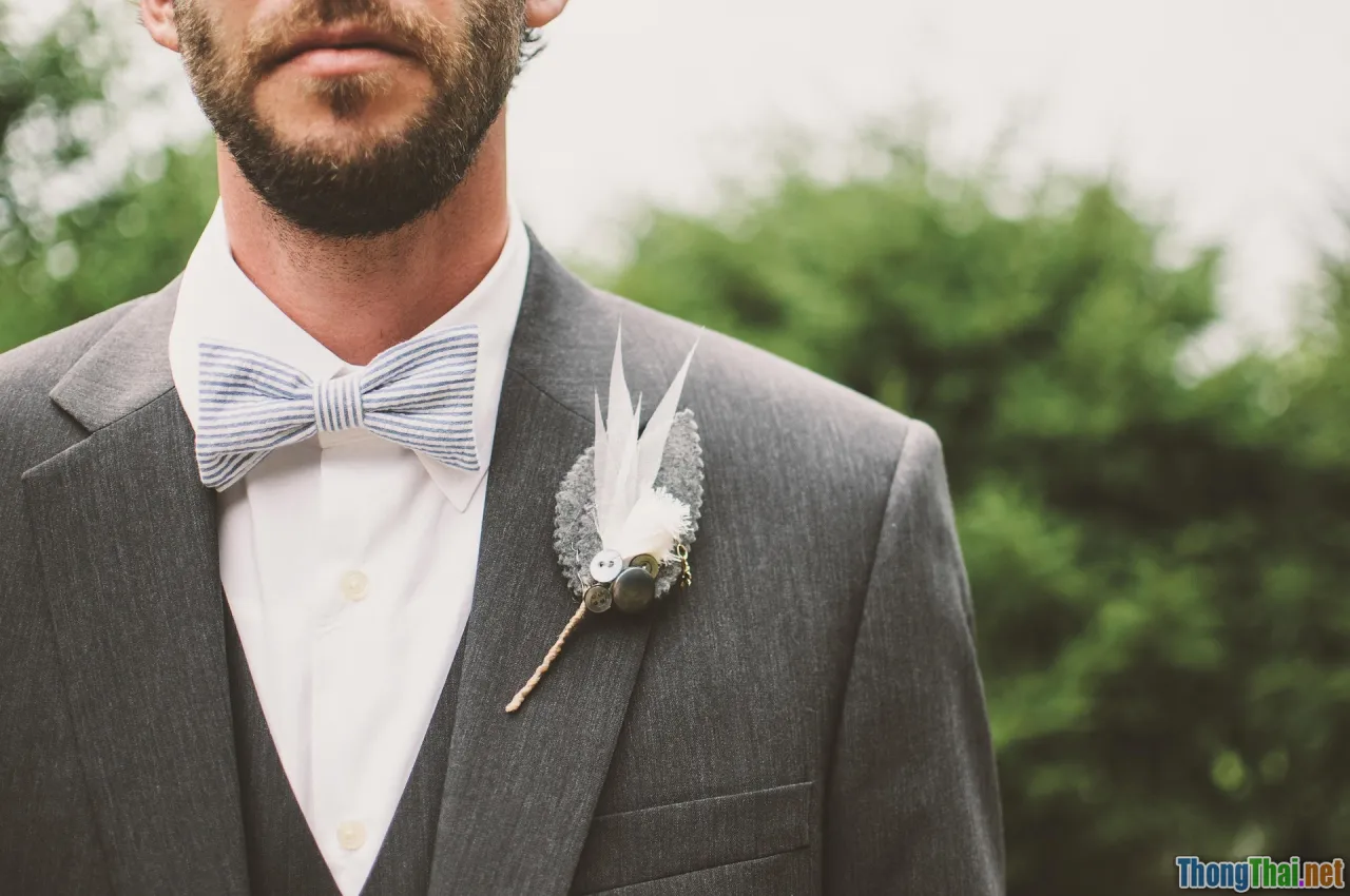 men fashion, sneaker outfit ideas, street formal