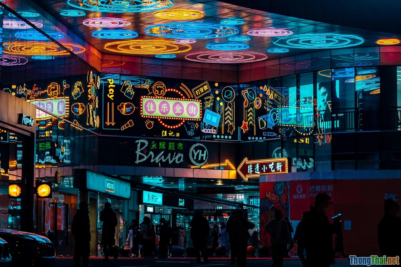 neon lights, architecture, reflections