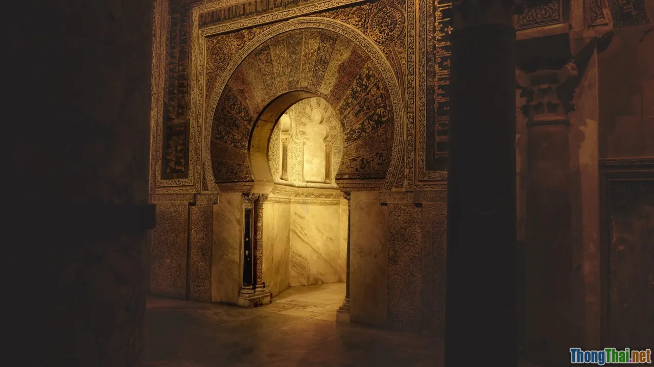 personal branding, positioning, niche, differentiation