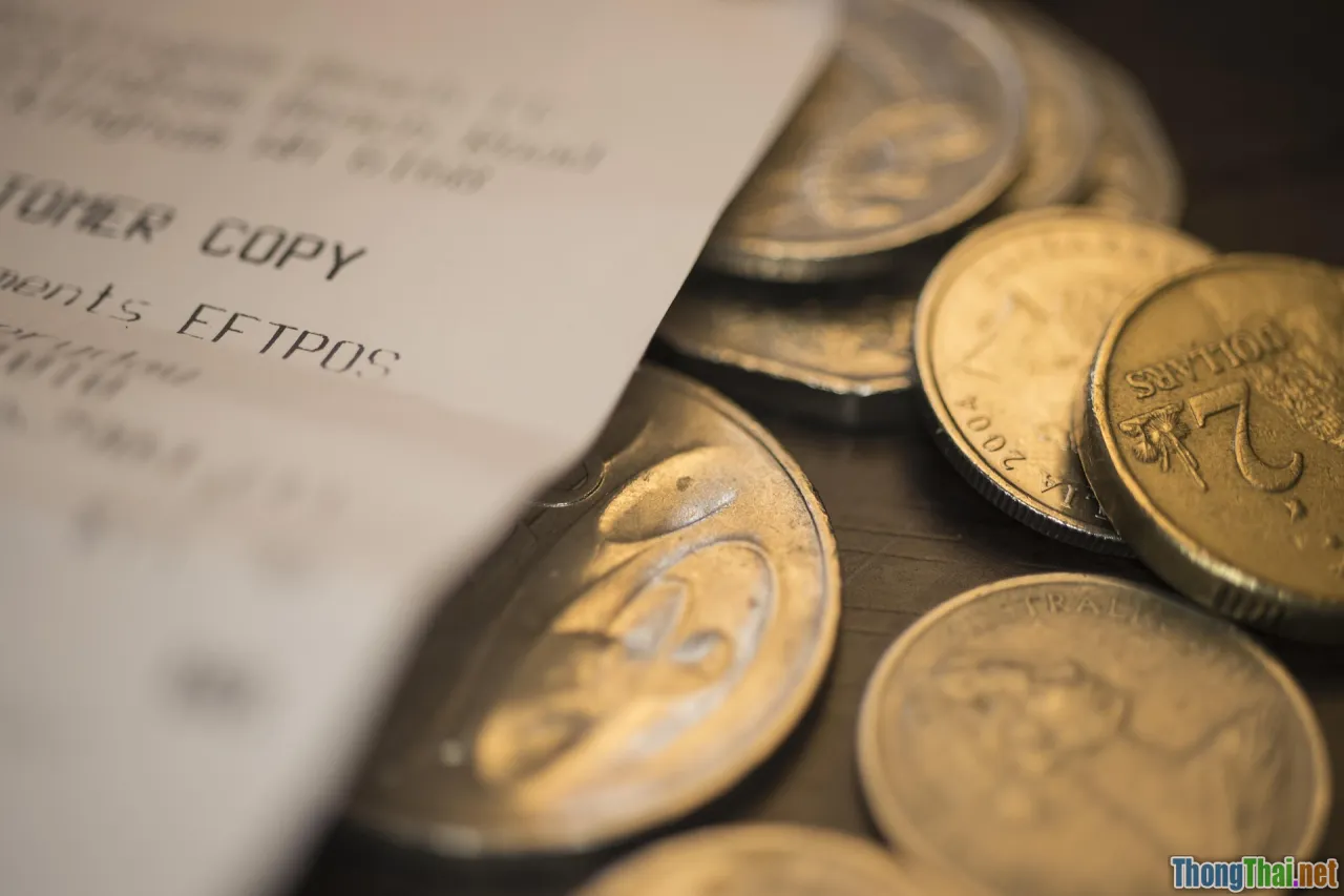 savings account, budgeting app