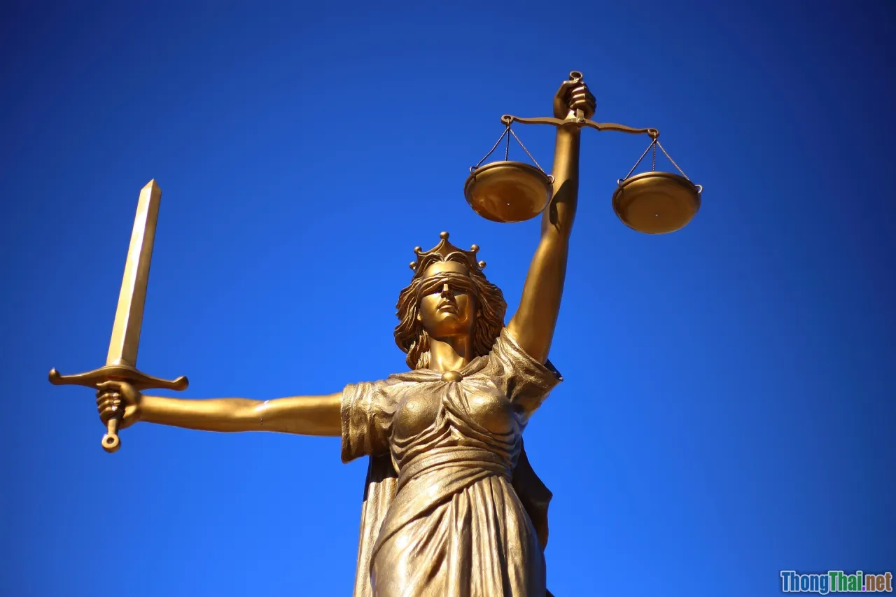 verdict, balance scale