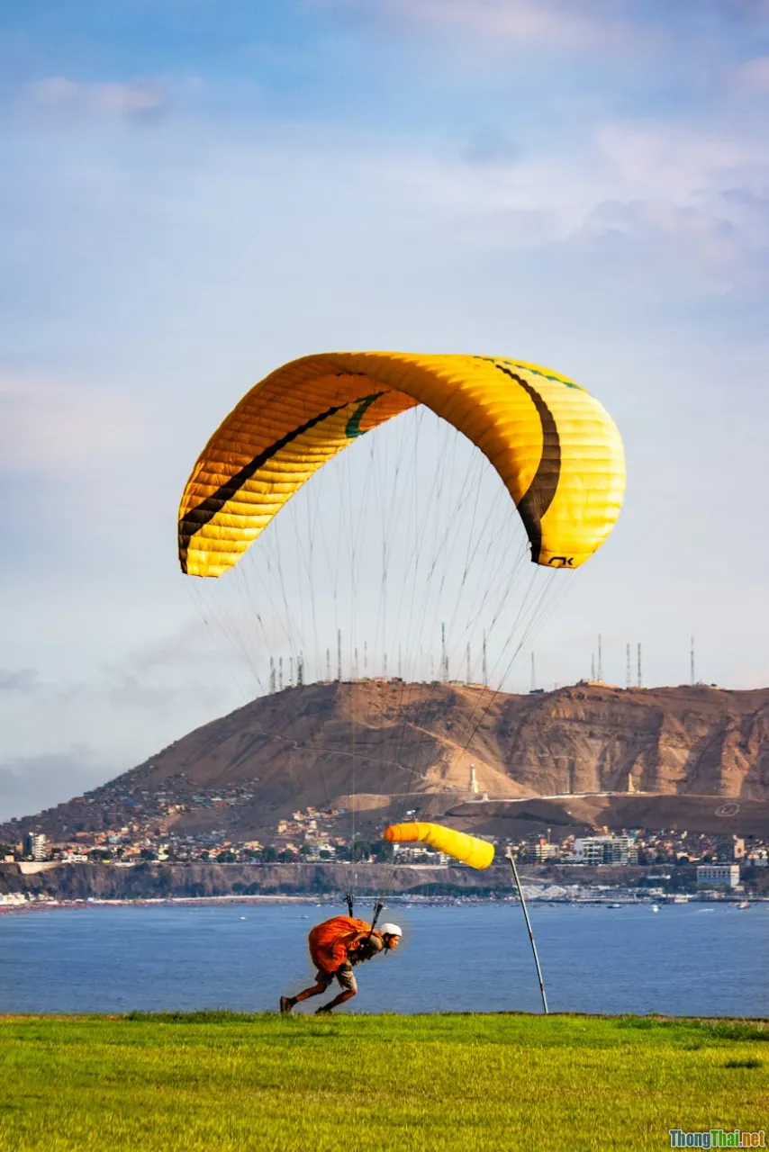 adventure sports, Cape Town cliff, paragliding