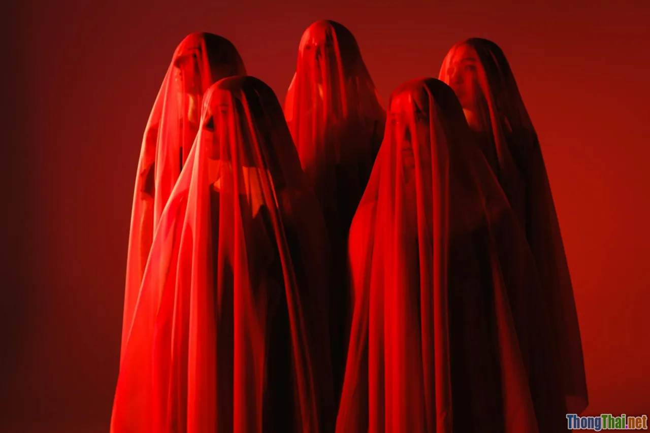 antagonist, hidden villain, group betrayal