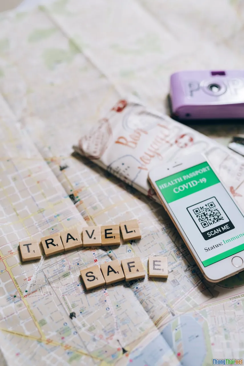 apps, audio guide, QR code, offline maps