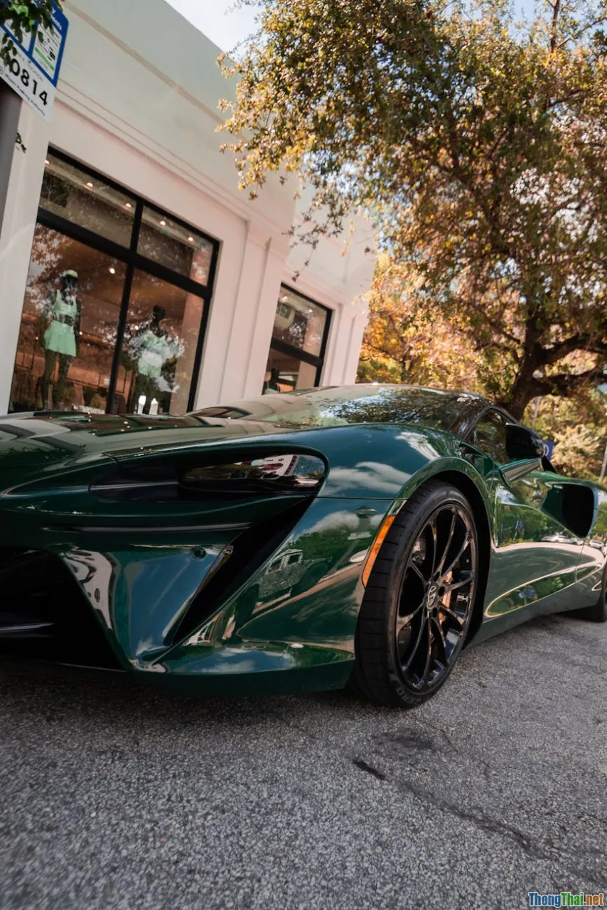 AR shopping, virtual showroom