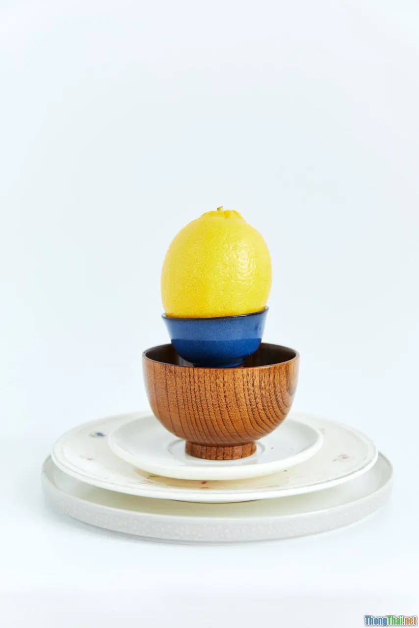 balanced diet, colorful plates