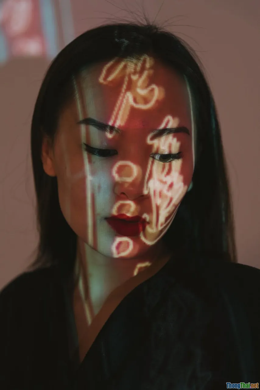 balayage, shadow root, face framing, hair color