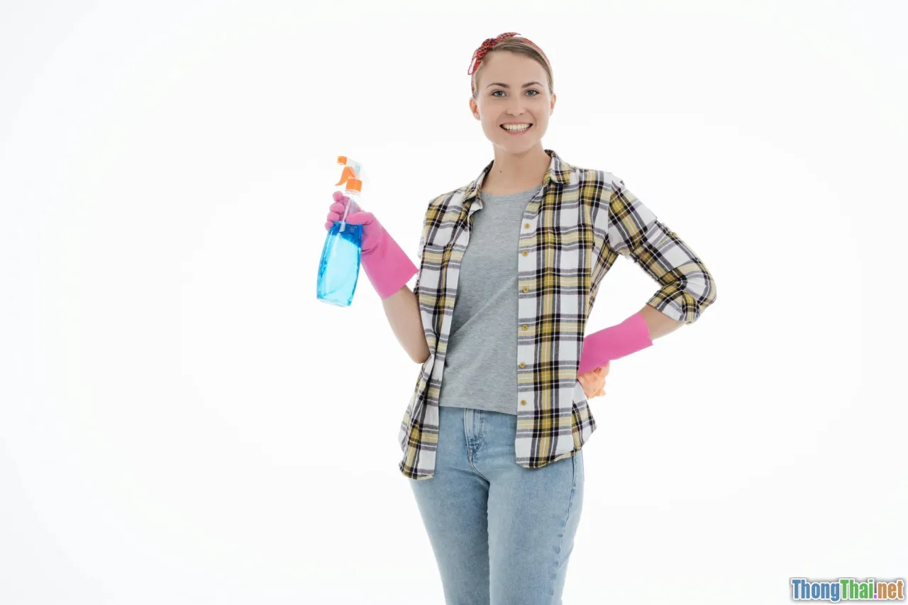 So sánh các loại dung dịch vệ sinh phòng ngủ phổ biến