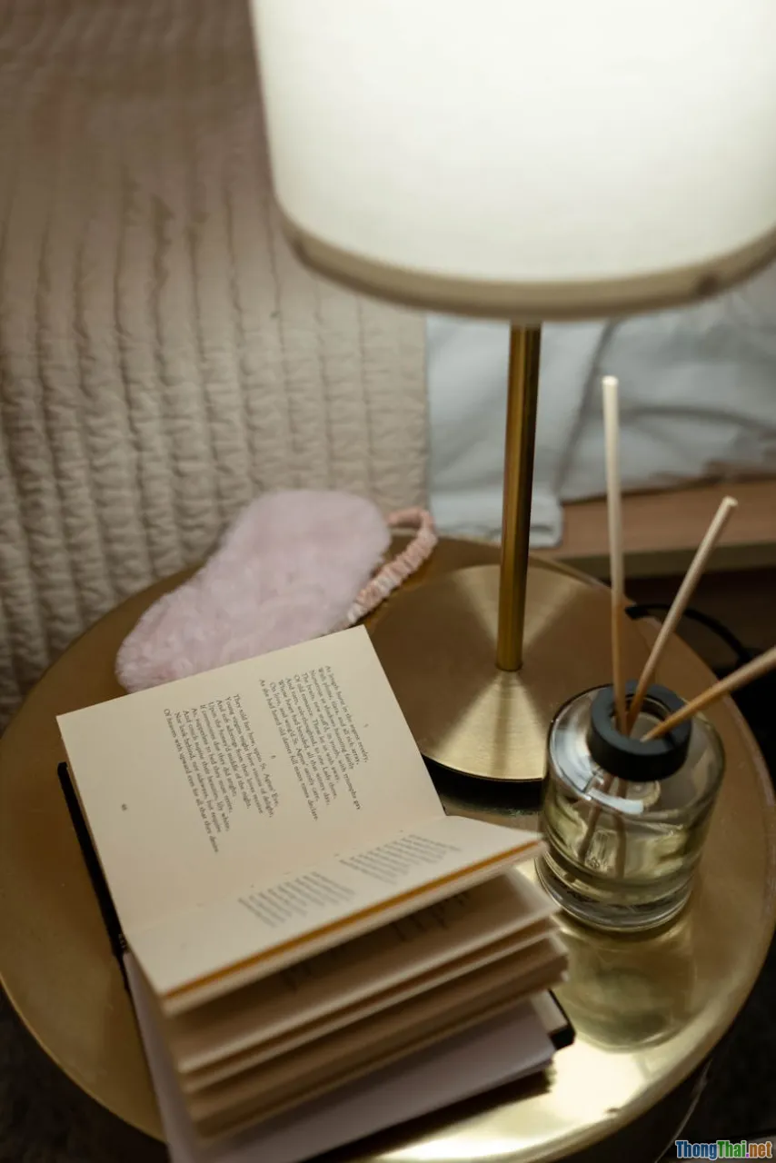 bedside lamp, cozy nightlight