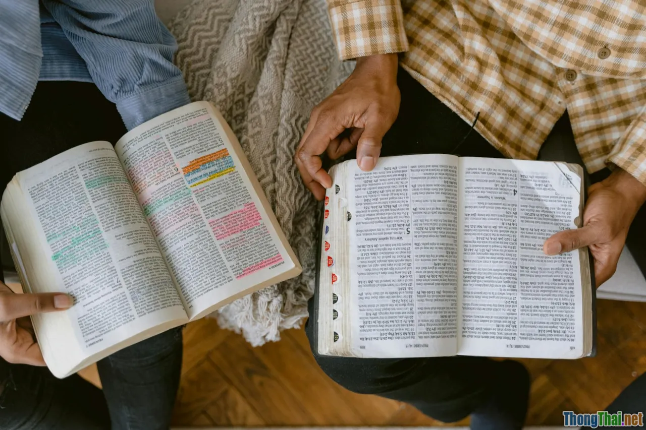 Bible group, sharing, community